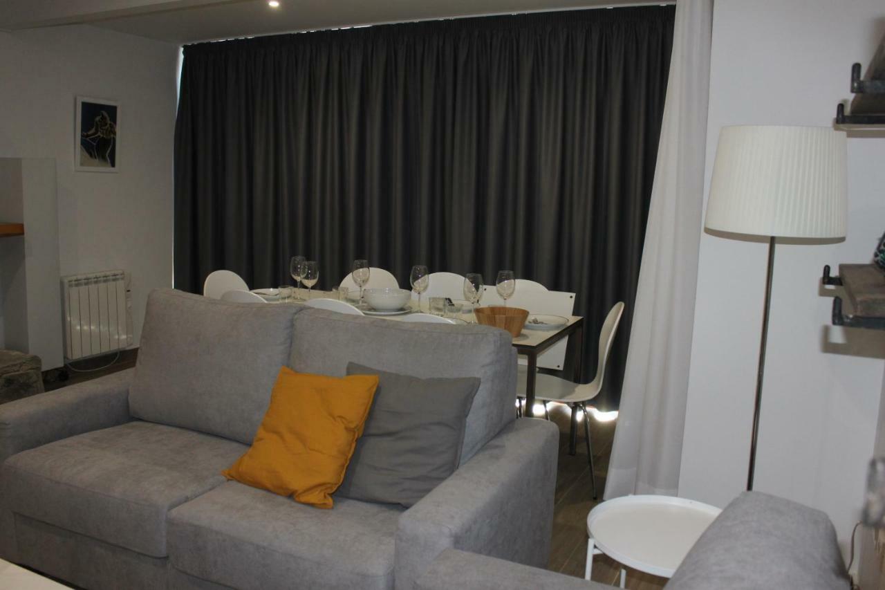 Apartamento Amplio Y Acogedor, En Plaza De Pradollano Serra Nevada